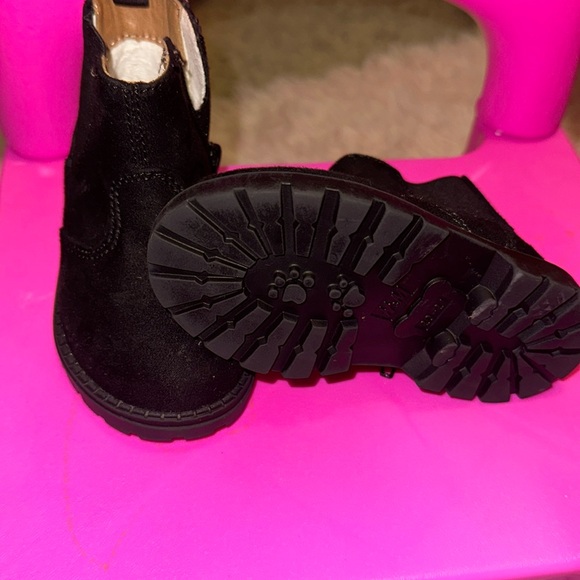 H &M black suede boots - Picture 3 of 3